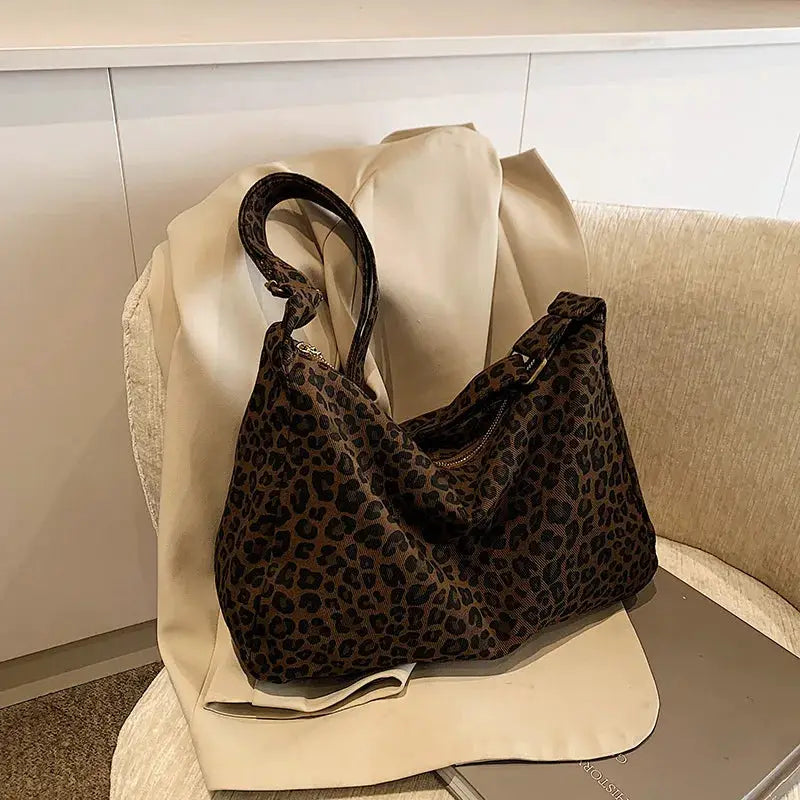 Leopard print women's shoulder bag in soft textile, large-capacity for commute and outings