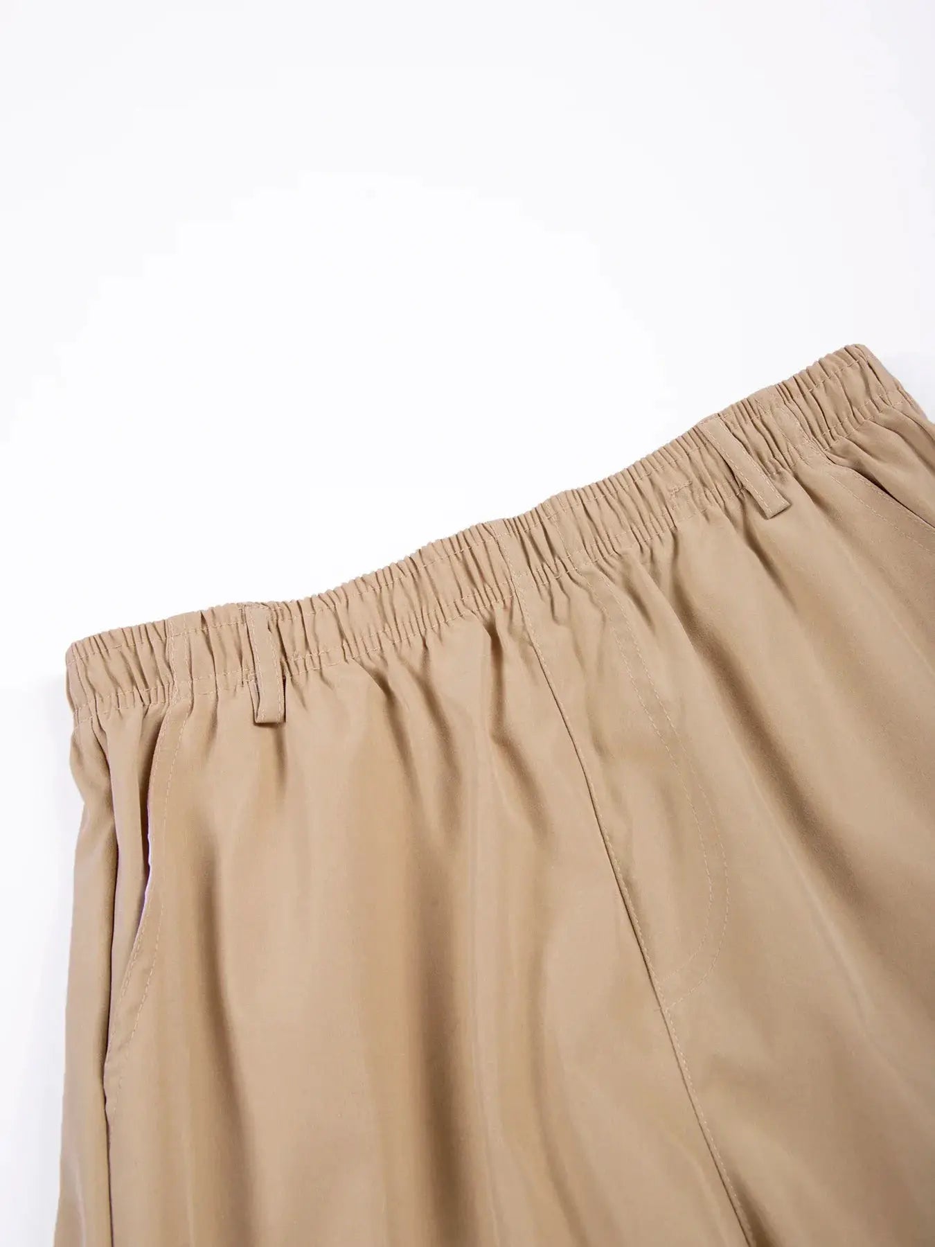 Men's cargo shorts, Simples Market, tan beige with elastic waistband and multiple pockets