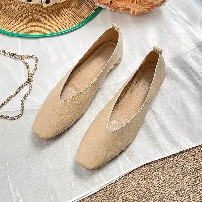 LuxeStep Women Green Mary Jane Flats Breathable Microfiber Upper Classic Square Toe Retro Style Low Heel Comfort