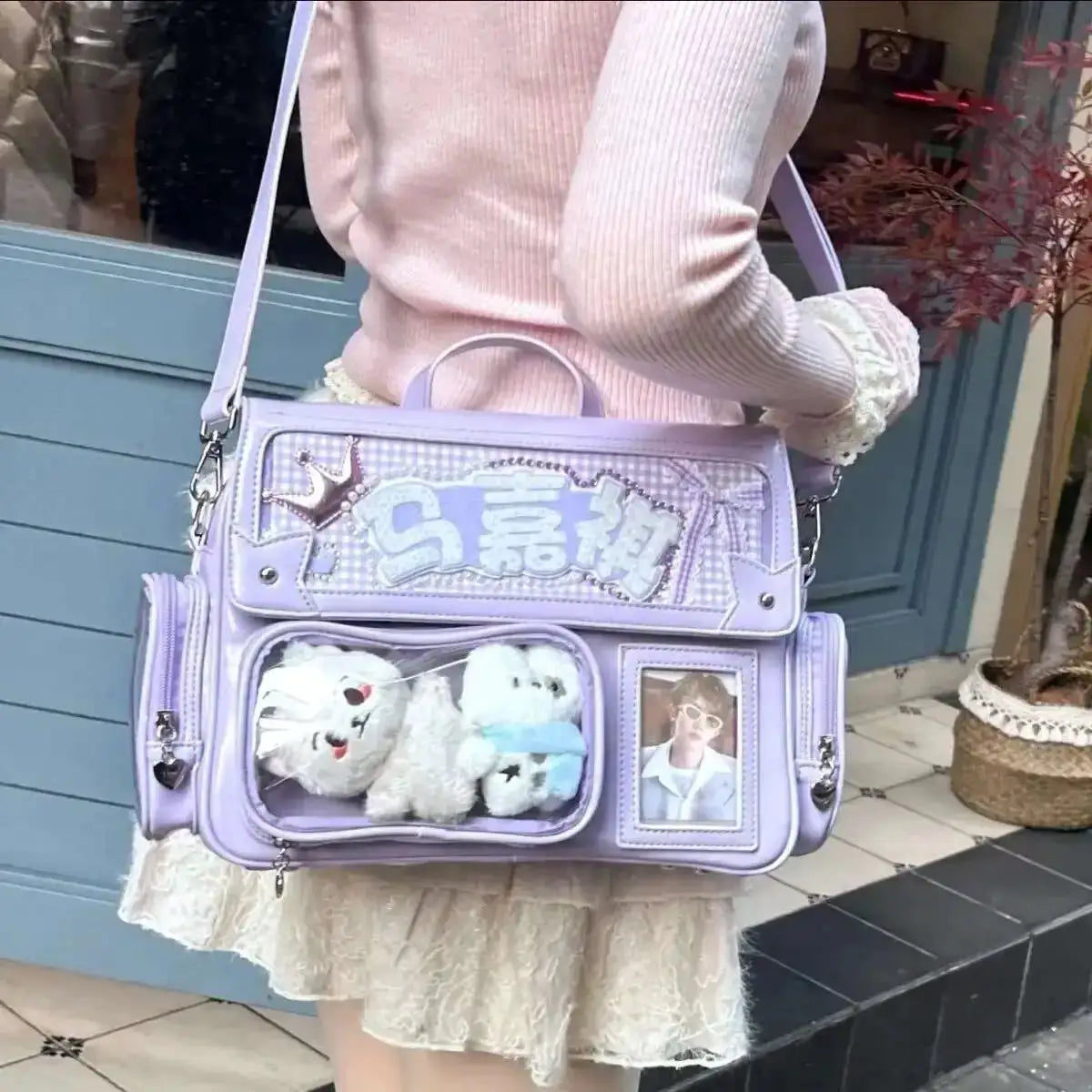 New Y2K Ita bag by Simples Market, lavender crossbody with transparent pockets and plush teddy displays