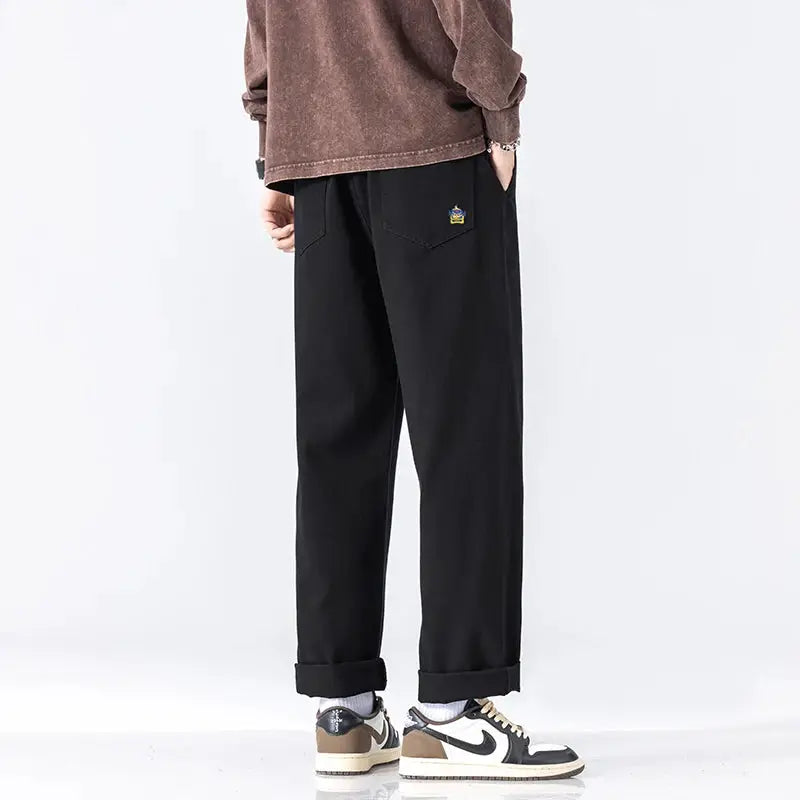HIQOR men’s black cotton cargo jogger pants with loose straight wide legs and rolled cuffs