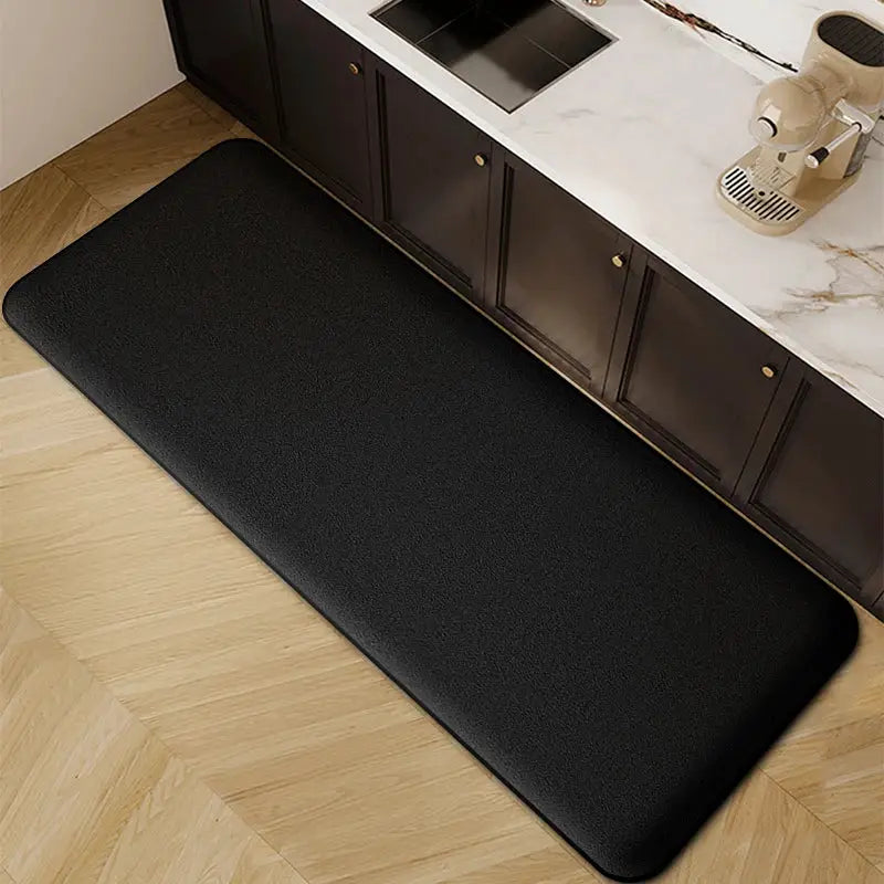 Kitchen floor mat by Simples Market, black long strip