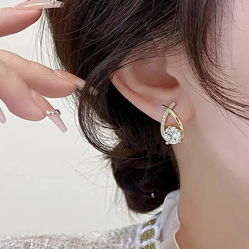 Shiny Micro Inlaid Rhinestone Earrings Delicate Geometric Cross Stud Ladies Fashion Daily Wear Party Accessories