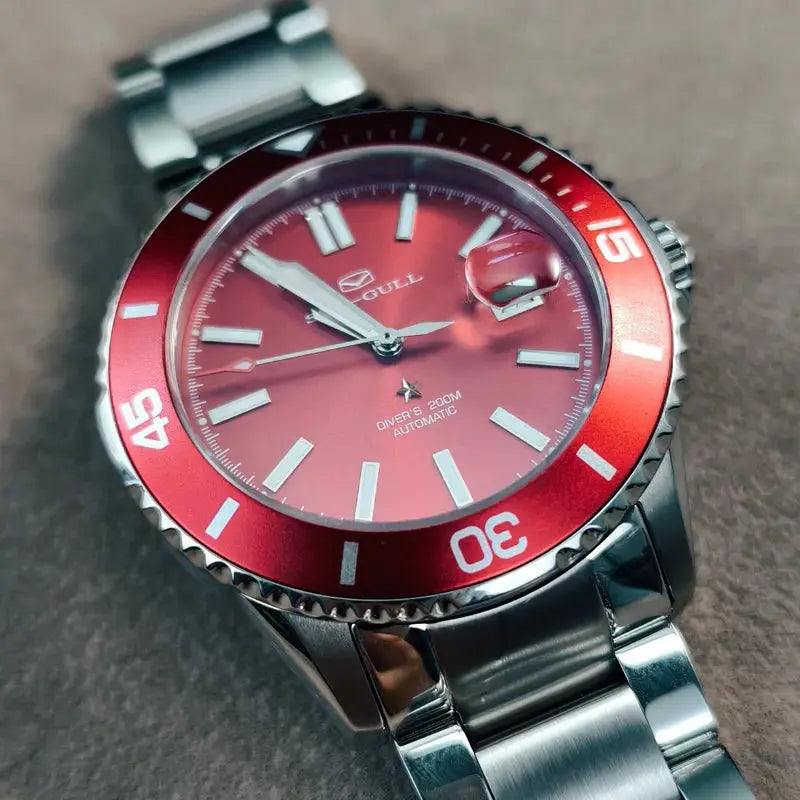 Seagull Relogio Masculino diver watch, red dial and red bezel, stainless steel bracelet, 200m water resistant