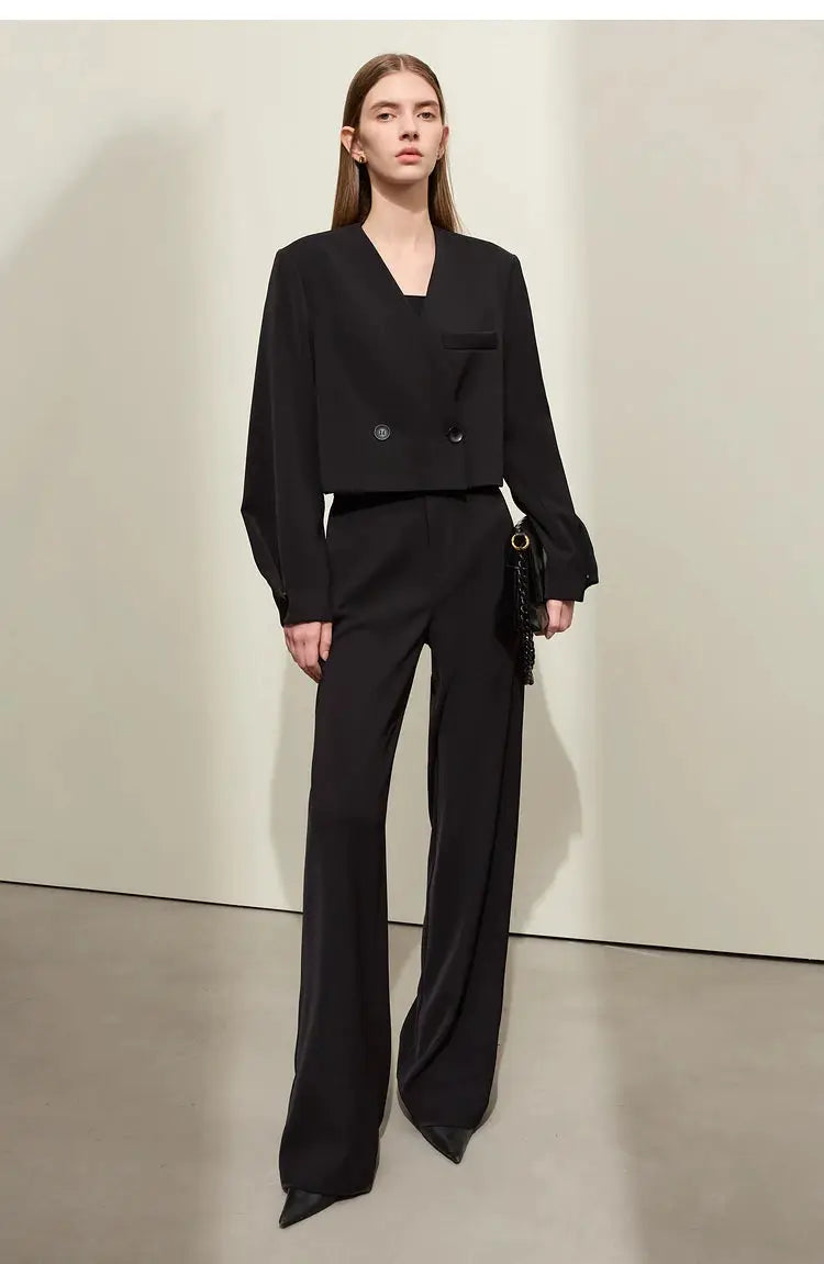 AMII Minimalism cropped blazer with matching black wide-leg pants, office-ready two-piece suit