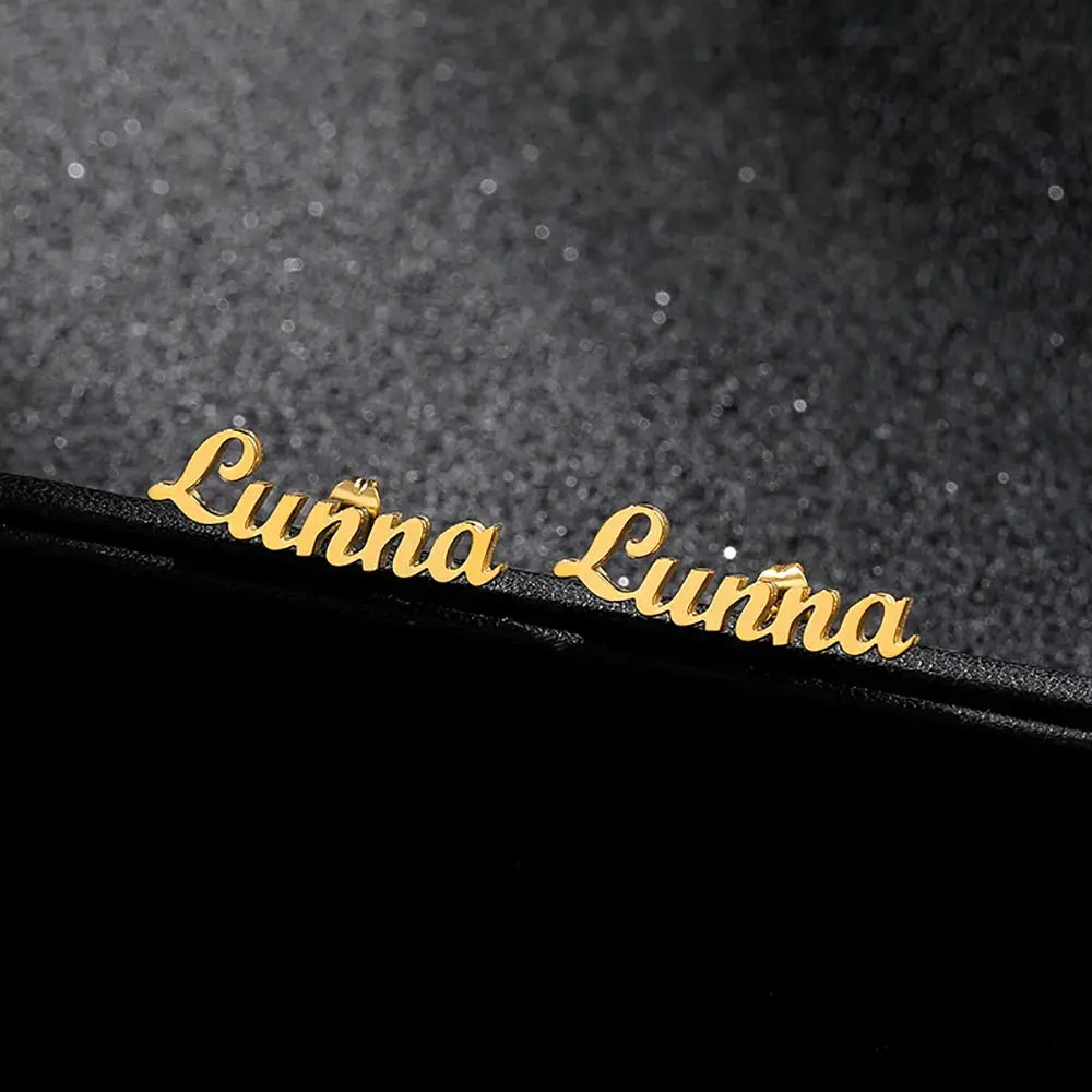 2 gold-tone stainless steel Luna Luna name stud earrings for women and men by Simples Market