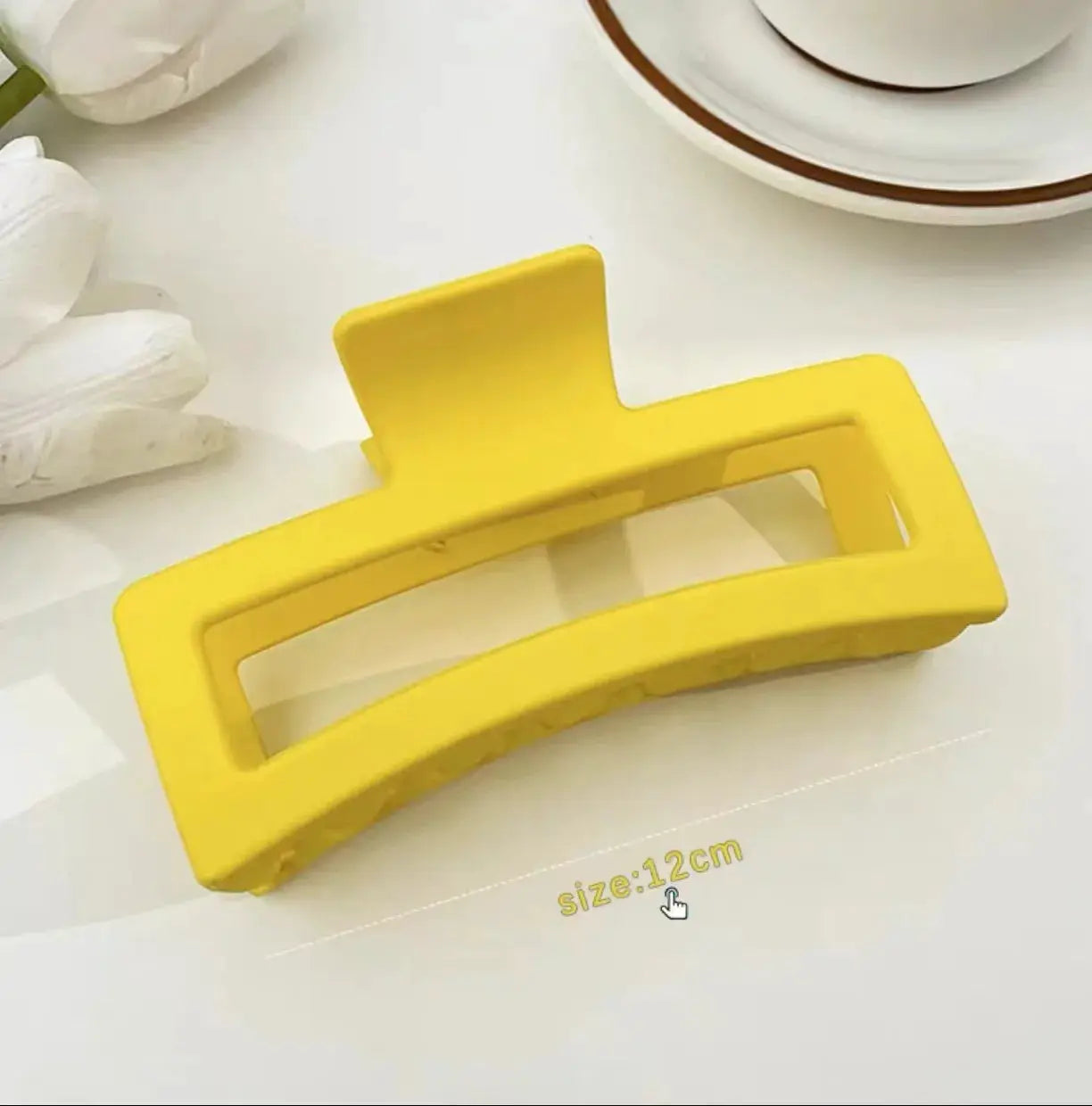 Korean Large Solid Hair Claw Clip Elegant Barrette With Geometric Romantic Design For Women Secure All Hair Types