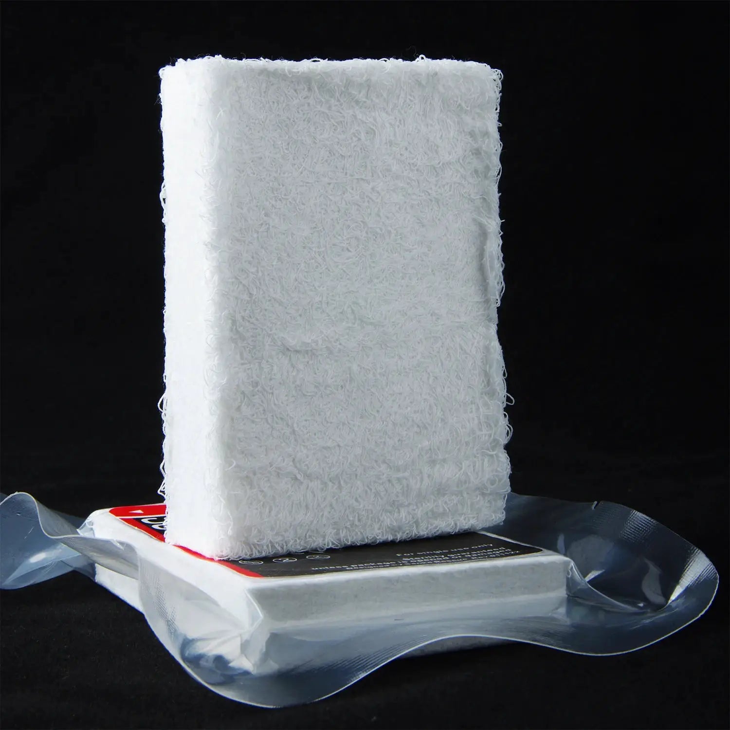 Simples Market first aid compressed sterile gauze roll in vacuum packaging, white Z-folded dressing