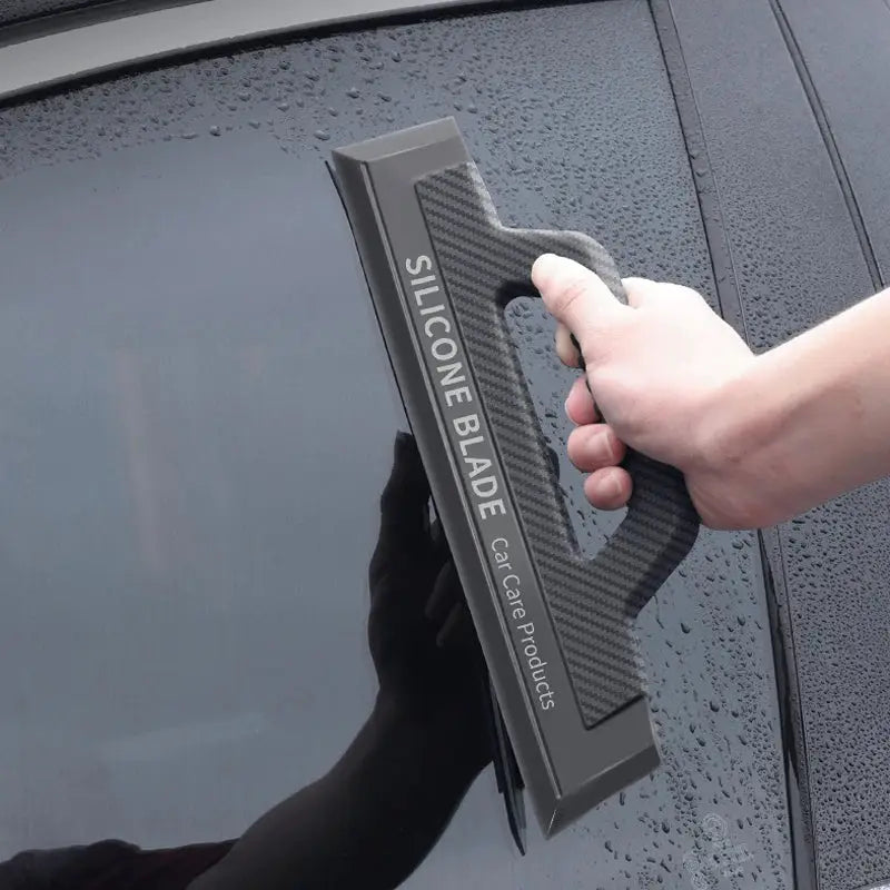 Silicone blade windshield scraper with anti-slip carbon-fiber handle (dark gray)