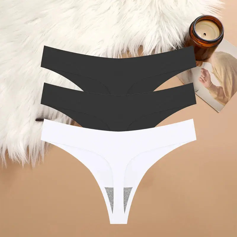 3-pack Simples Market G-string underwear set in black and white, seamless breathable low-waist T-back thongs for women