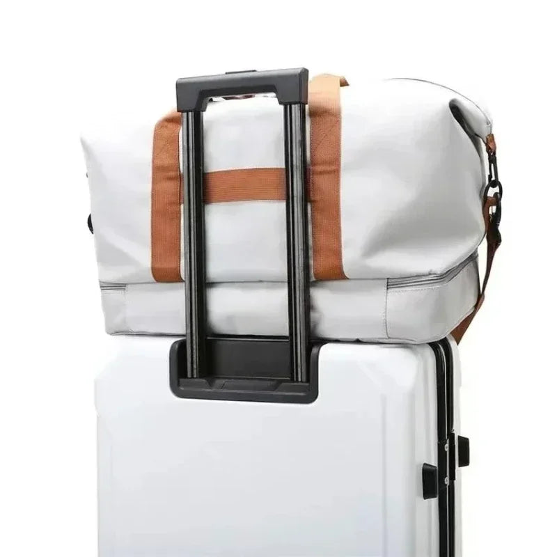 Large-capacity travel gym bag, white with brown straps, Simples Market