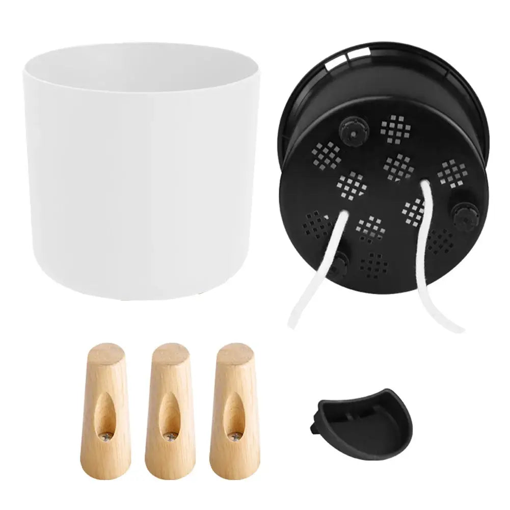 Simples Market floor-standing round flower pot with three wooden legs and self-watering drainage system.