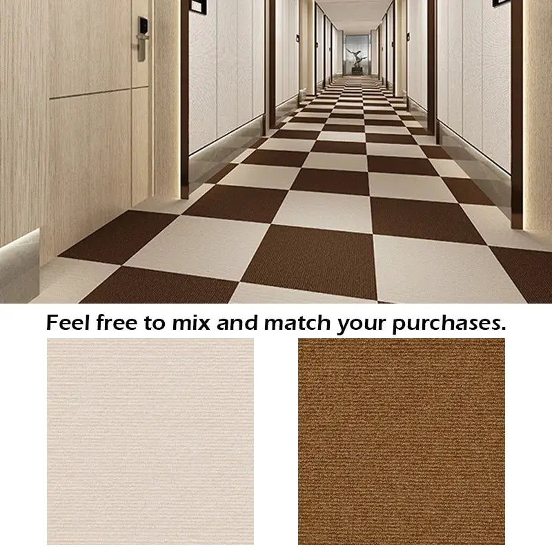 Simples Market 30x30 cm self-adhesive anti-slip floor rug; beige and brown color options shown.