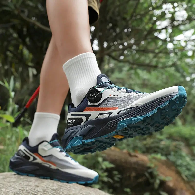 Simples Market men's breathable sneakers with white/gray upper and teal rugged outsole