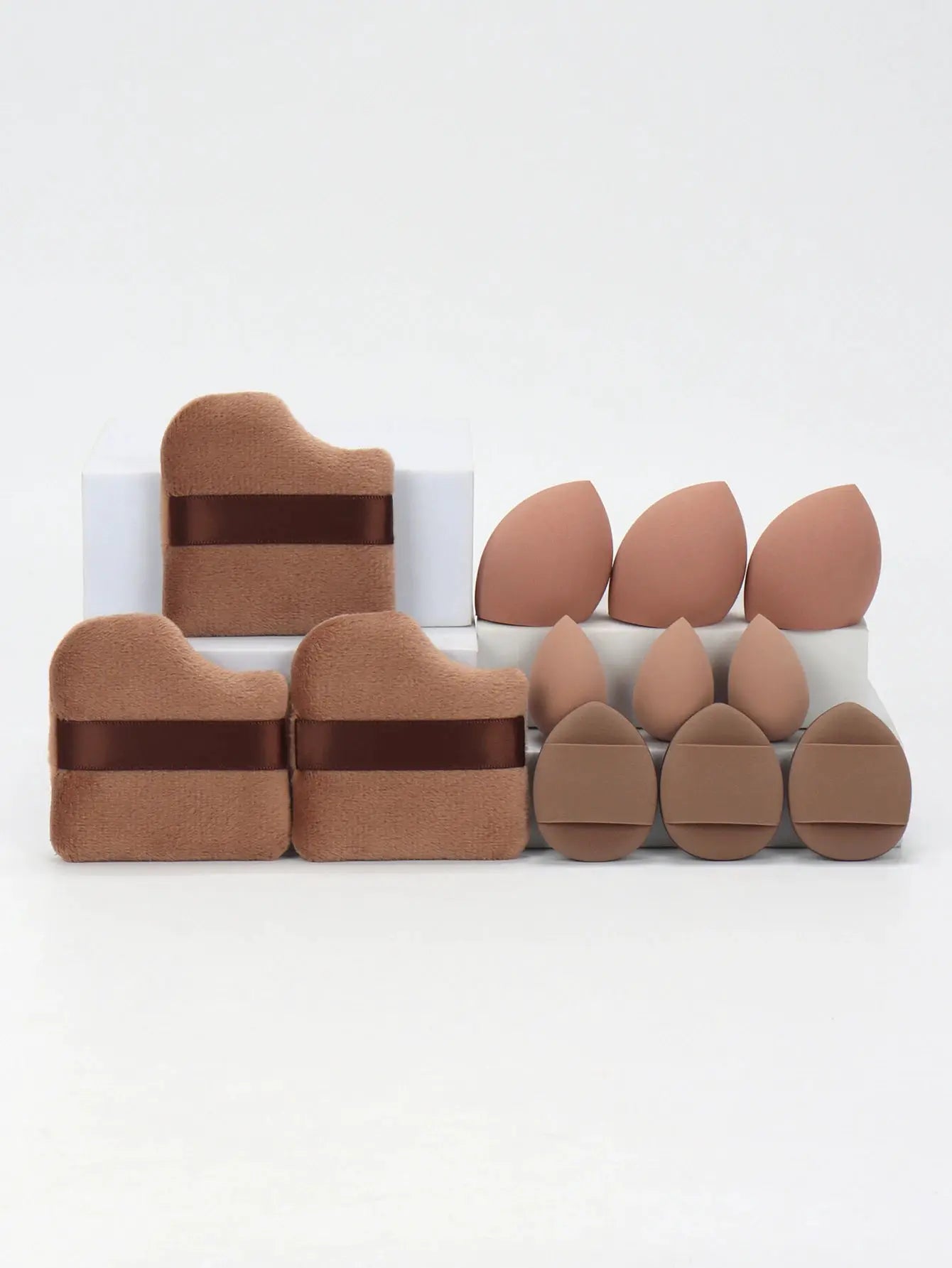 LuminaBeauty 12 Piece Makeup Sponge Set With Powder Puffs Mini Air Cushions Beauty Eggs And Sponges For Flawless Finish