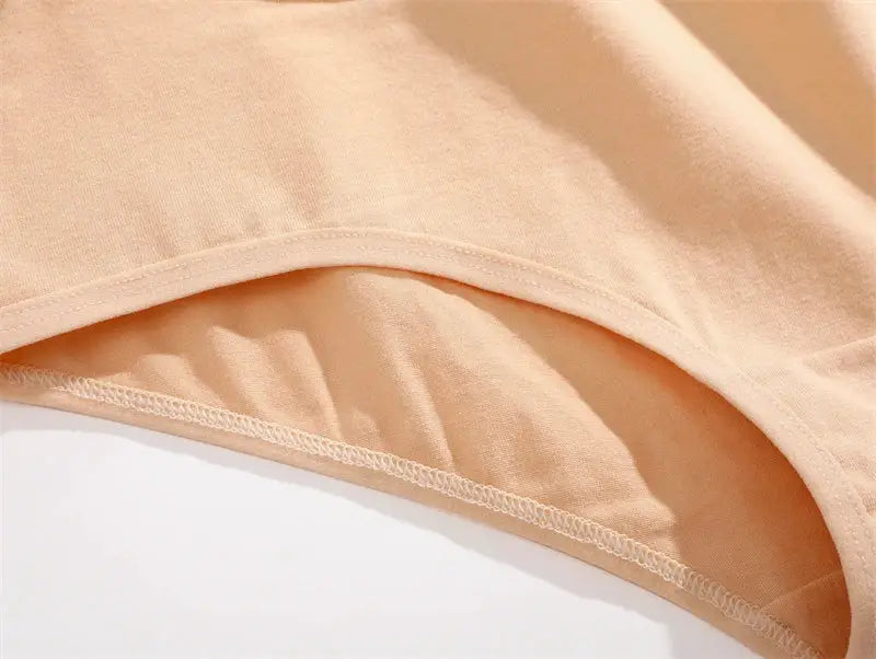 FINETOO 3Pcs cotton underwear set in beige low-rise panties with soft breathable fabric close-up