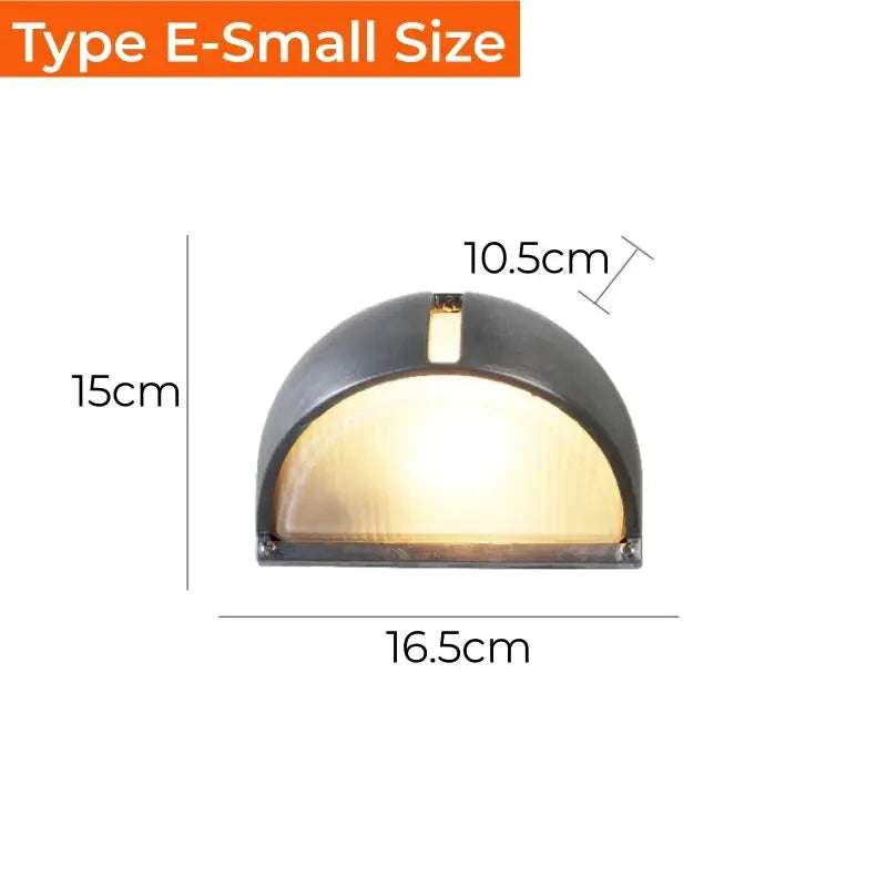 Simples Market outdoor retro LED wall lamp, dark metal half-dome with glass front, IP65 waterproof