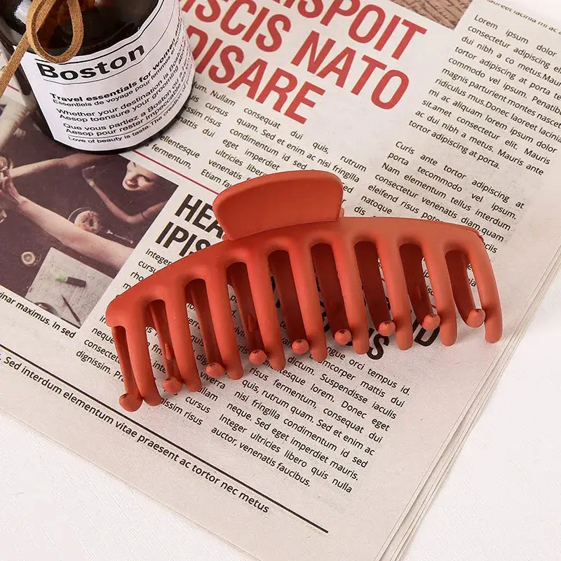 LuxeLocks Geometric Matte Hair Claw Set For Secure Slip Resistant Hold All Hair Types