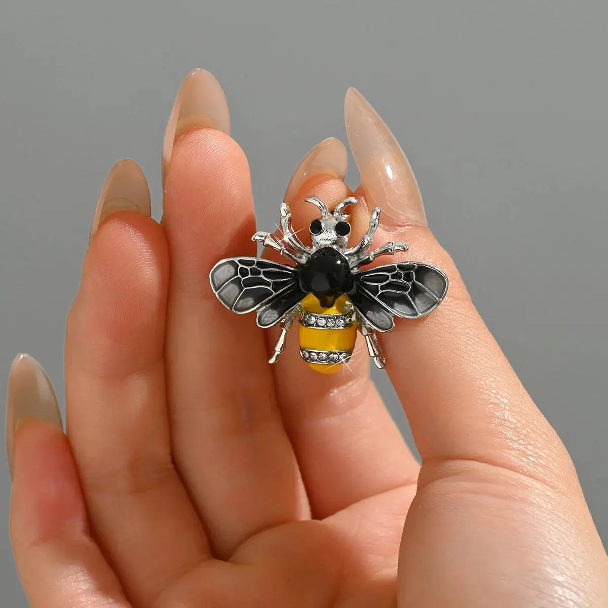 Personalized Imitation Pearl Bee Brooch Pin For Women Jewelry Ideal For Outdoor Dating Party Festival Gifts