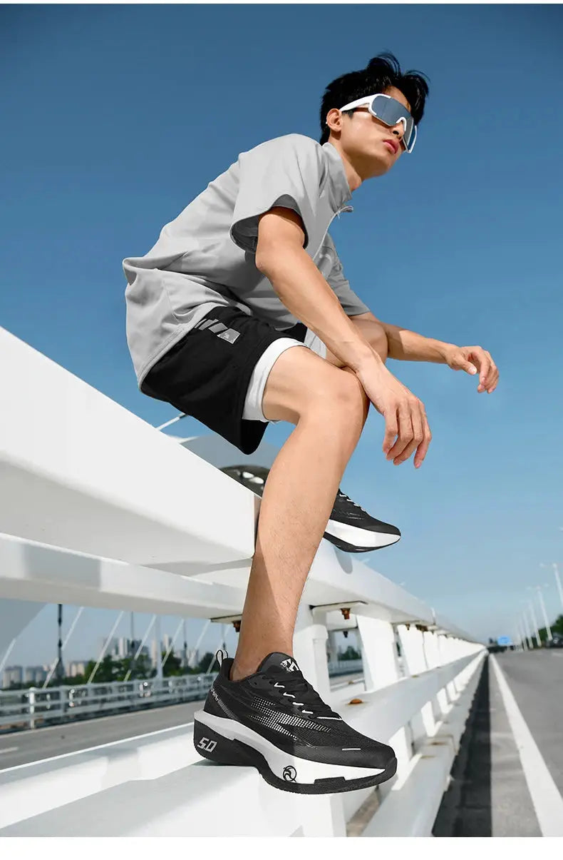 Simples Market men's black running shoes with white sole and AirCushion, breathable sneakers