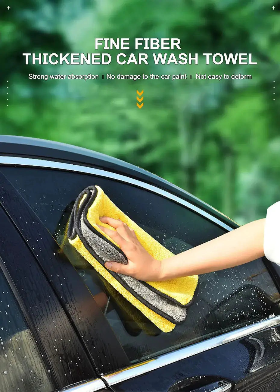 SEAMETAL microfiber car wash towel from Simples Market; yellow and gray two-tone detailing cloth used on car glass