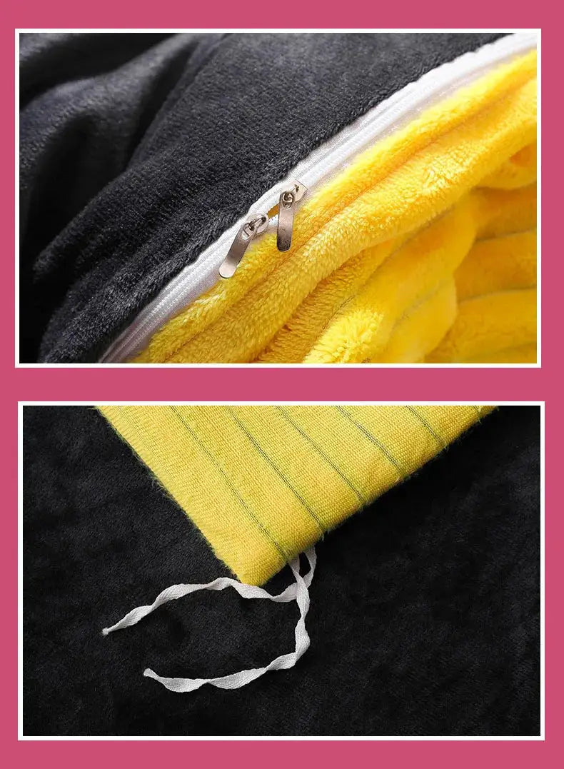Simples Market 3pc duvet cover set in thick coral fleece; black and yellow fabric details with zipper closure and pillowcase