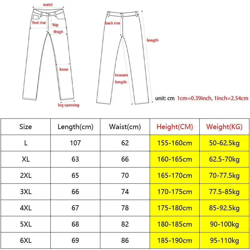 Simples Market mens cargo shorts with elastic waist and zip pockets.