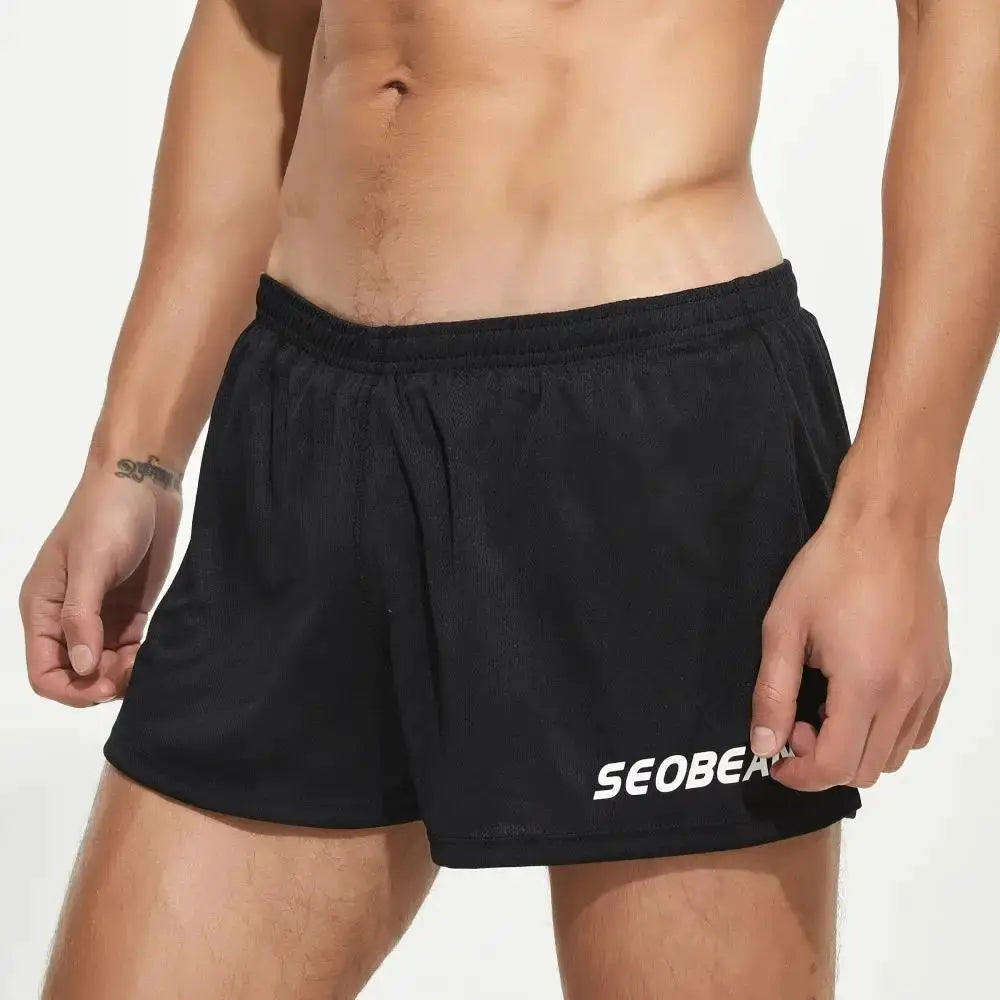 SEOBEAN men's black quick-drying gym shorts with elastic waistband and SEOBEAN logo.