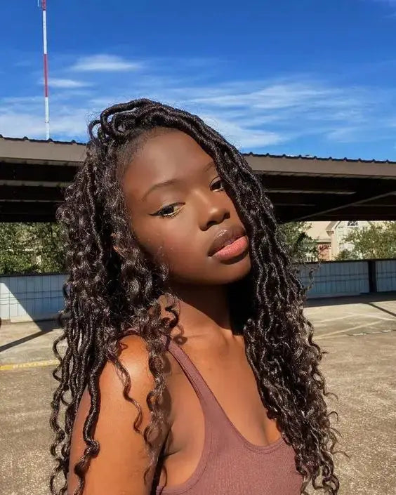 Synthetic Goddess Locs crochet hair extensions in black, curly faux locs for women by Simples Market, boho hippie style