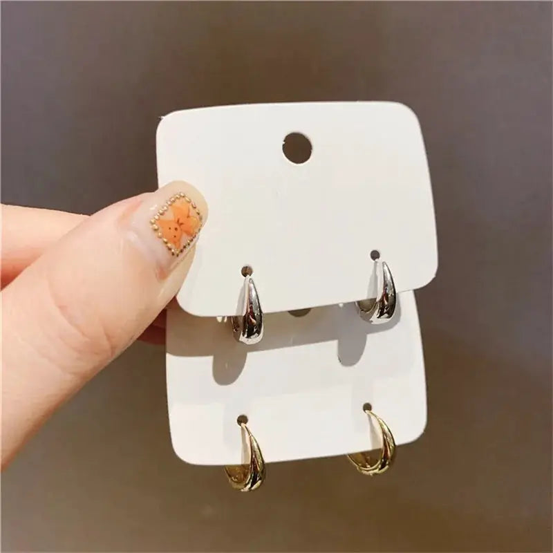 Huitan Fashion Metal Hoop Earrings For Women Simple Versatile Everyday Wear Young Girls Statement Jewelry
