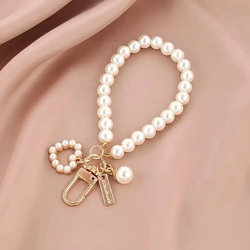 Cute Pearl Keychain For Women And Girls Shiny Pearl Bead Shell Phone Bag Backpack Charm Accessory Car Key Chain Pendant