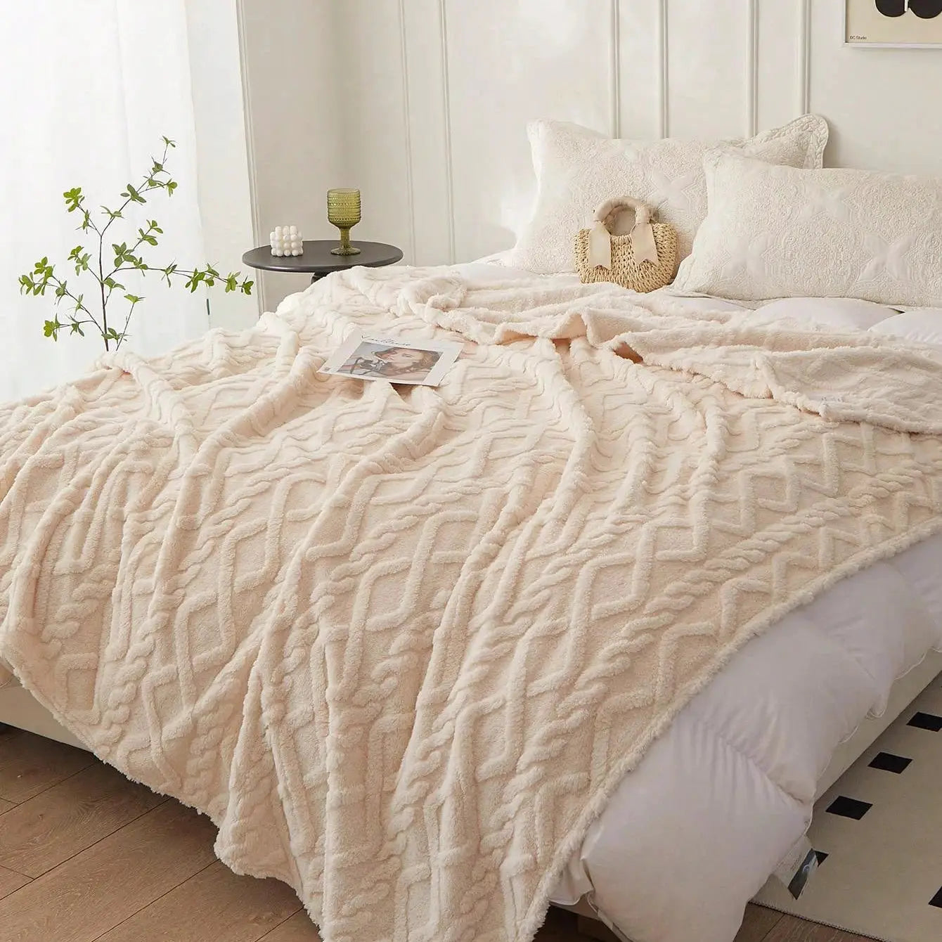 NT LEDIZ 1Pc Single Layer Coral Fleece Blanket Lightweight Multi Purpose Bed Cover For Living Room Sofa Nap