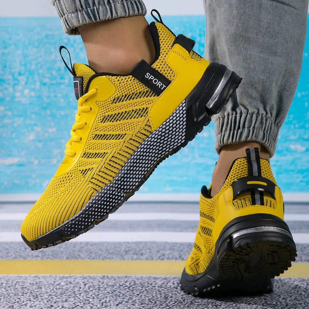 Men's running shoes Simples Market yellow breathable mesh lace-up sneakers with non-slip sole