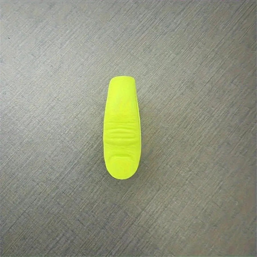 Shiatsu thumb and hand pressure point clip in neon yellow from Simples Market for acupressure massage
