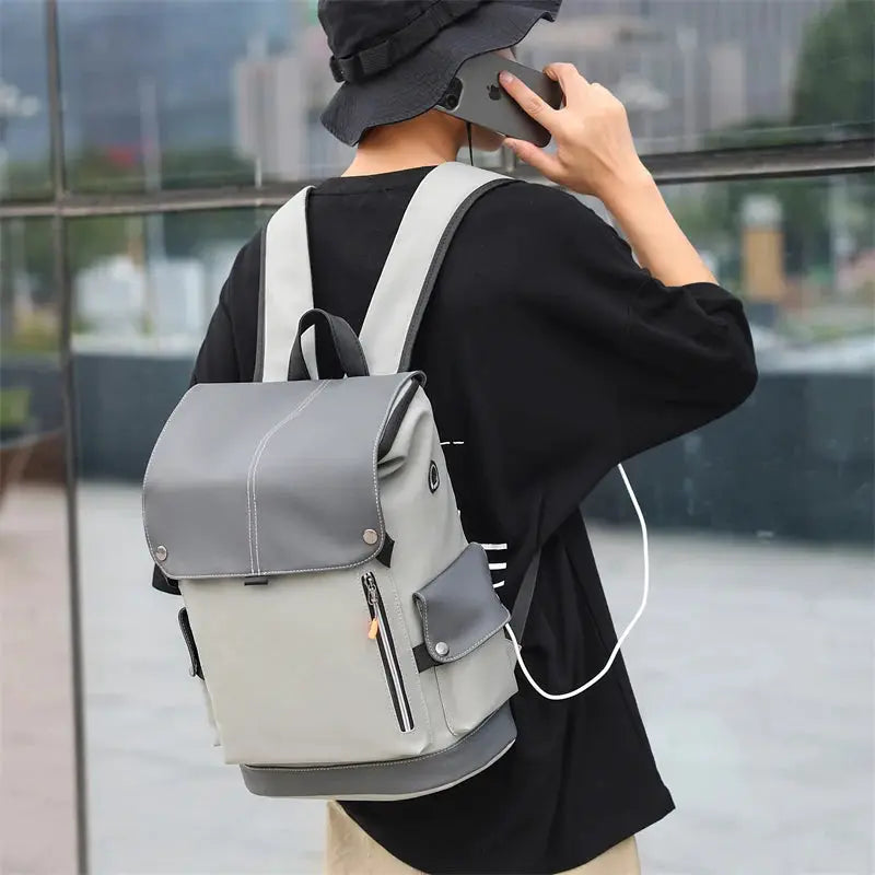 Simples Market USB-charging urban backpack, grey waterproof rucksack with laptop sleeve