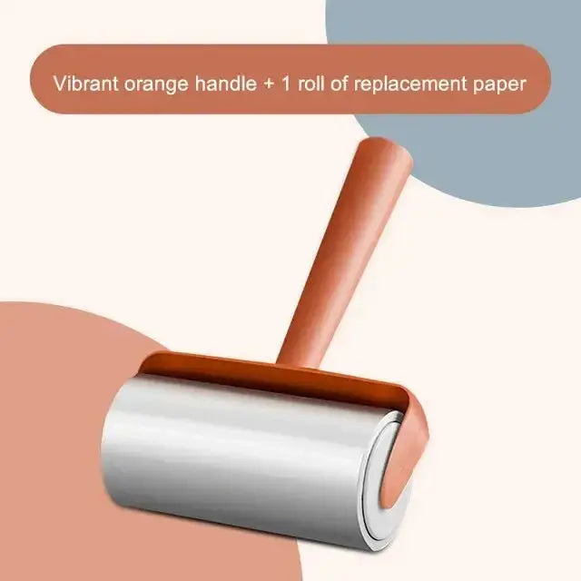 Simples Market lint roller with orange handle and silver roller; includes replacement paper roll