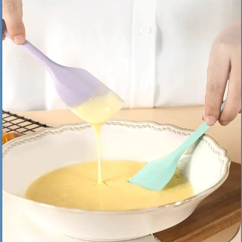 Silicone Cream Spatula Non Stick Heat Resistant Kitchen Baking Tool For Cakes And Desserts Flexible Cooking Utensil