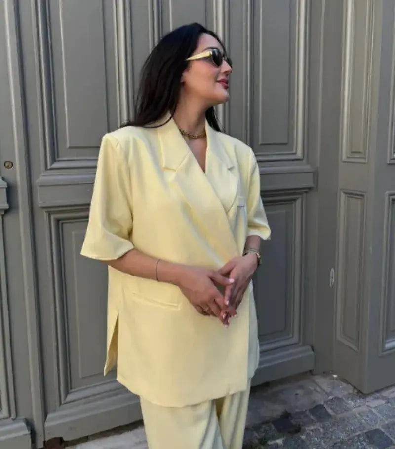 Ladies loose yellow blazer suit by Simples Market with matching pants