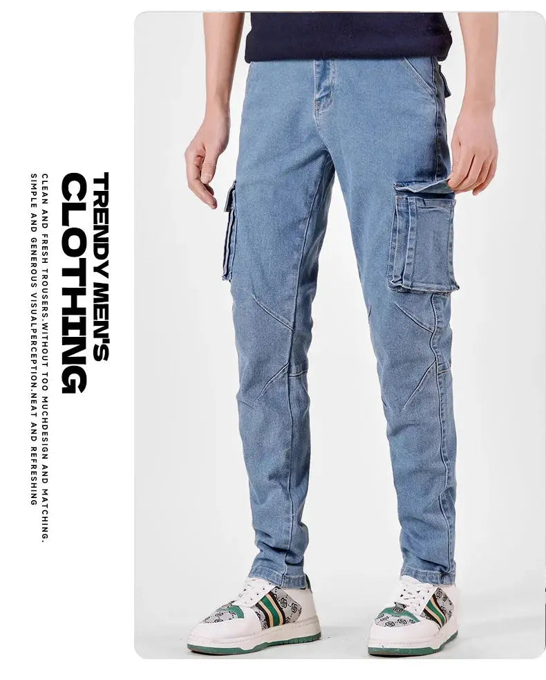 Simples Market men's light blue denim cargo pants with elastic waist and multiple pockets; slim fit