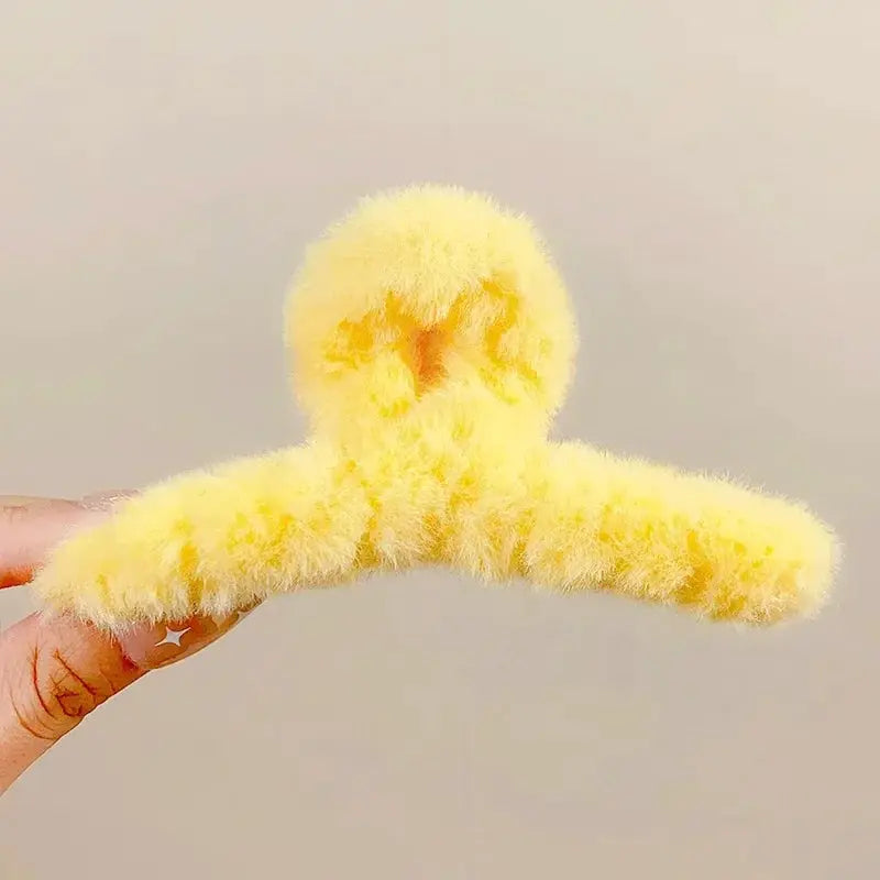 CosyGlam Winter Faux Fur Hair Claw Clip Acrylic Crab Barrette For Cosy Winter Styles