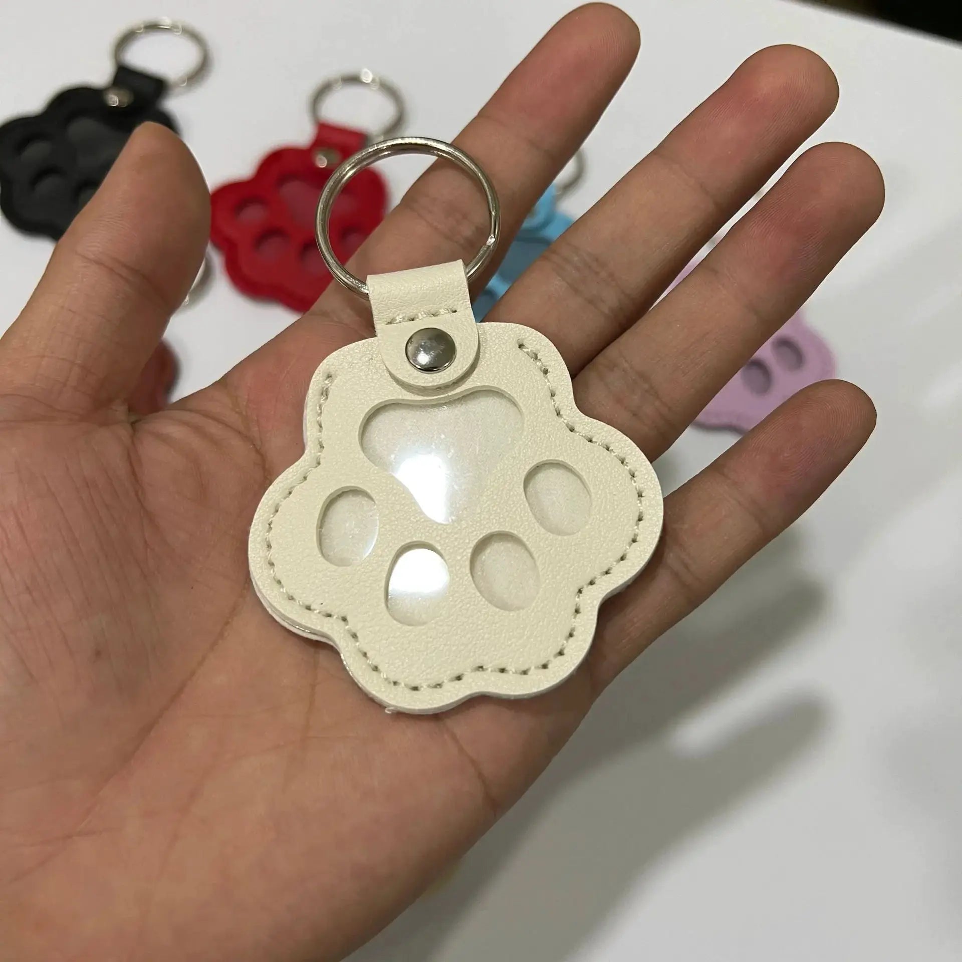 Leather Pet Hair Storage Bag Keychain Cat Paw Pendant Multifunctional Portable Jewelry Pouch