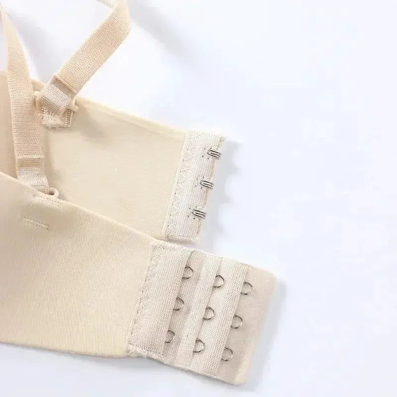 Simples Market women seamless wireless bra, beige bralette with back hook closure and adjustable straps