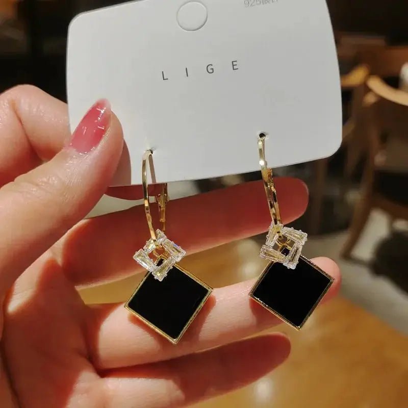 Punk Geometric Zinc Alloy Stud Earrings For Women Irregular Grain Trendy Vintage Jewelry Gift Party Travel - Simples Market