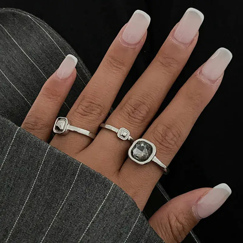 Silver-tone grey crystal geometric rings for women, 3-piece ring set with square and round zircon accents