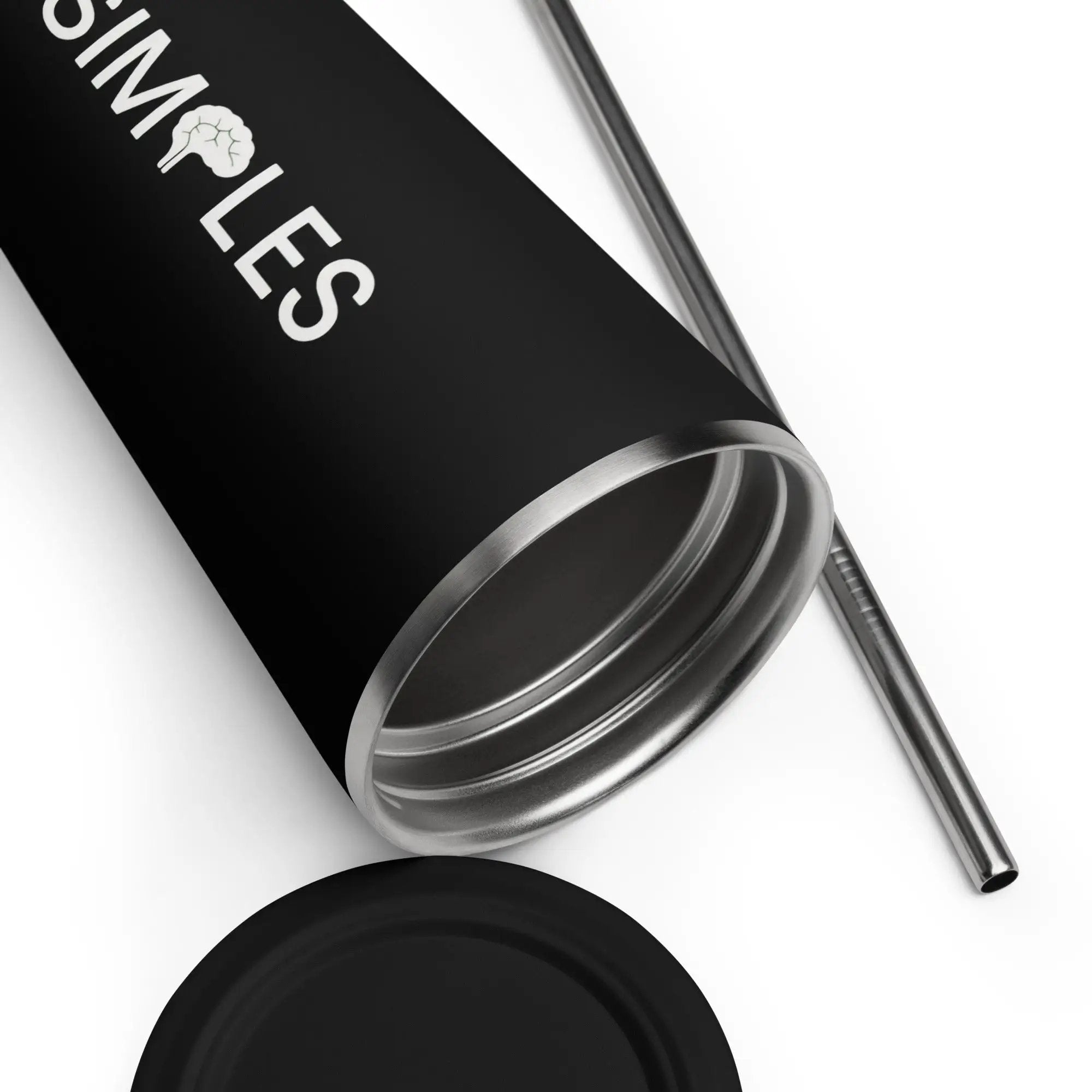Insulated tumbler with straw from Simples Market; black body with stainless steel rim.