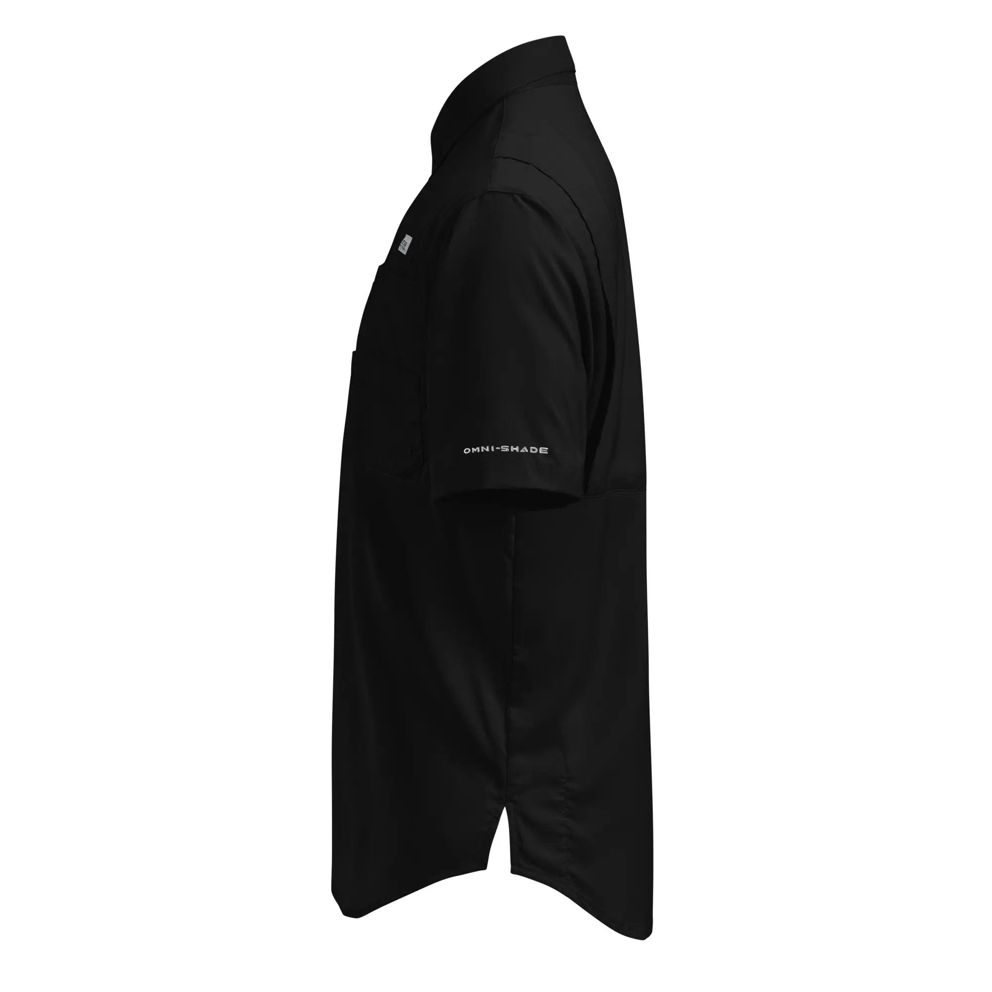 Men's Columbia short-sleeve button shirt in black with front pocket and Omni-Shade.