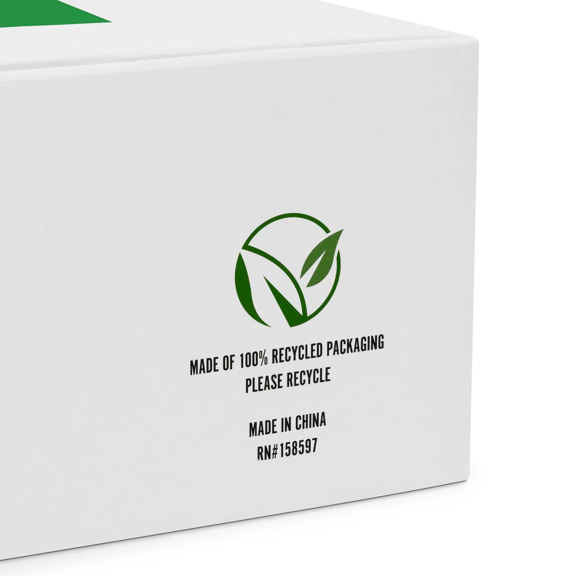 Simples Market packaging box with green recycling logo, made from 100% recycled packaging