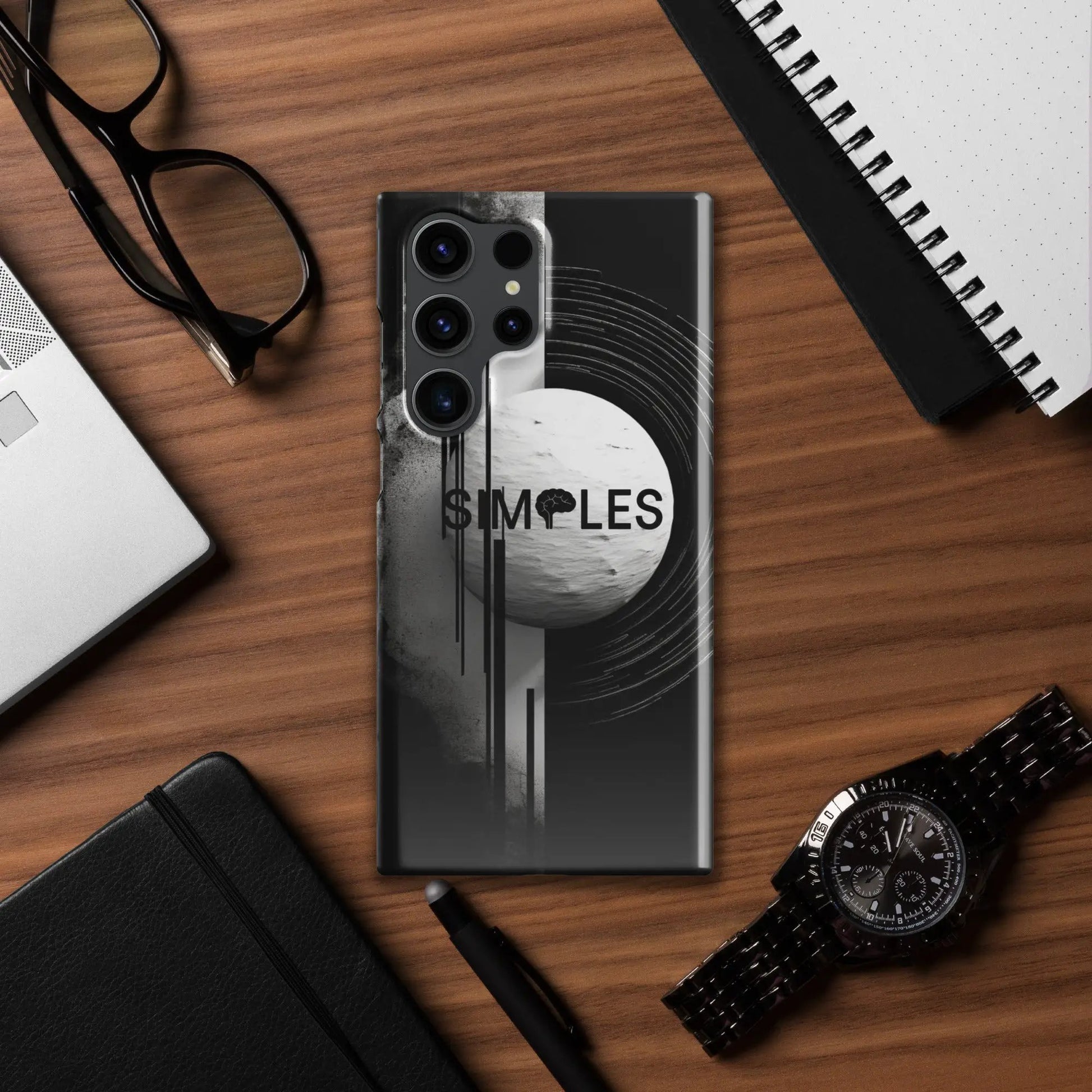 Snap case for Samsung smartphone by Simples Market; black protective cover with abstract graphic design