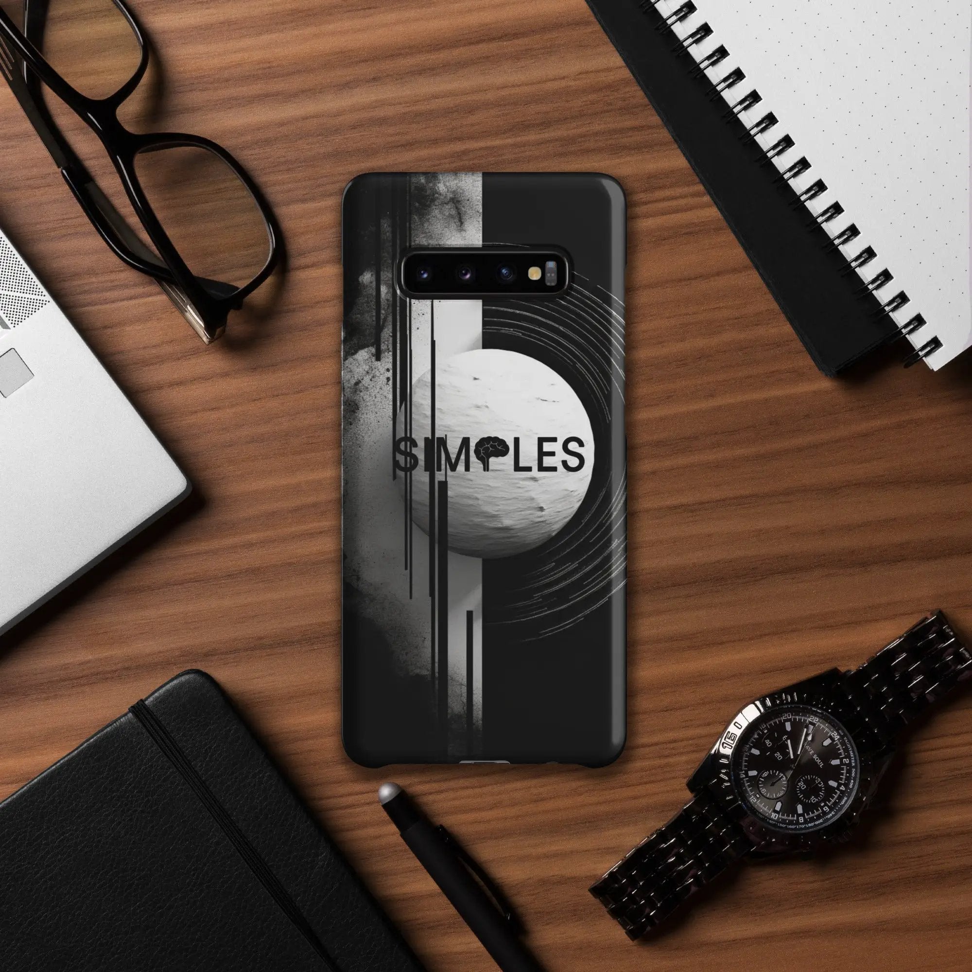Snap case for Samsung by Simples Market in black with abstract graphic.