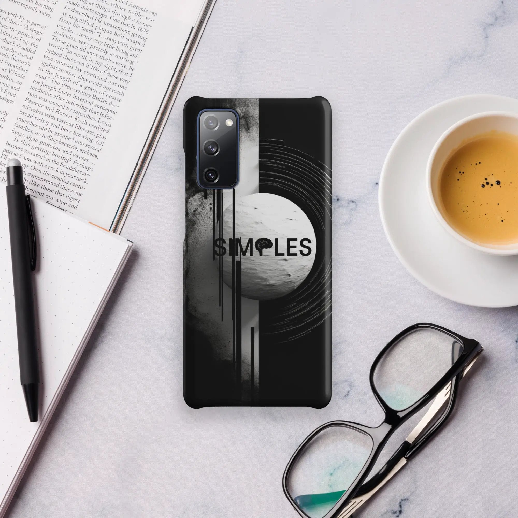 Snap case for Samsung smartphone by Simples Market, black with grey abstract artwork.